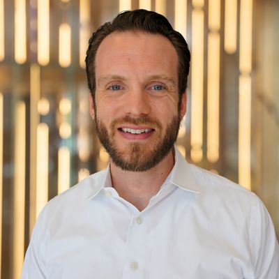 Banks M. Woodward headshot