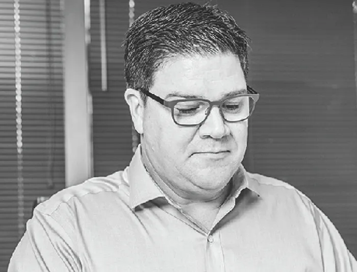 Gary Hall headshot